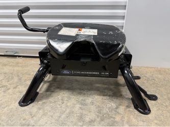 Ford OEM 32.5K Fifth Wheel Hitch – Never Installed