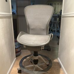 Herman Miller Office Chair - Great Condition