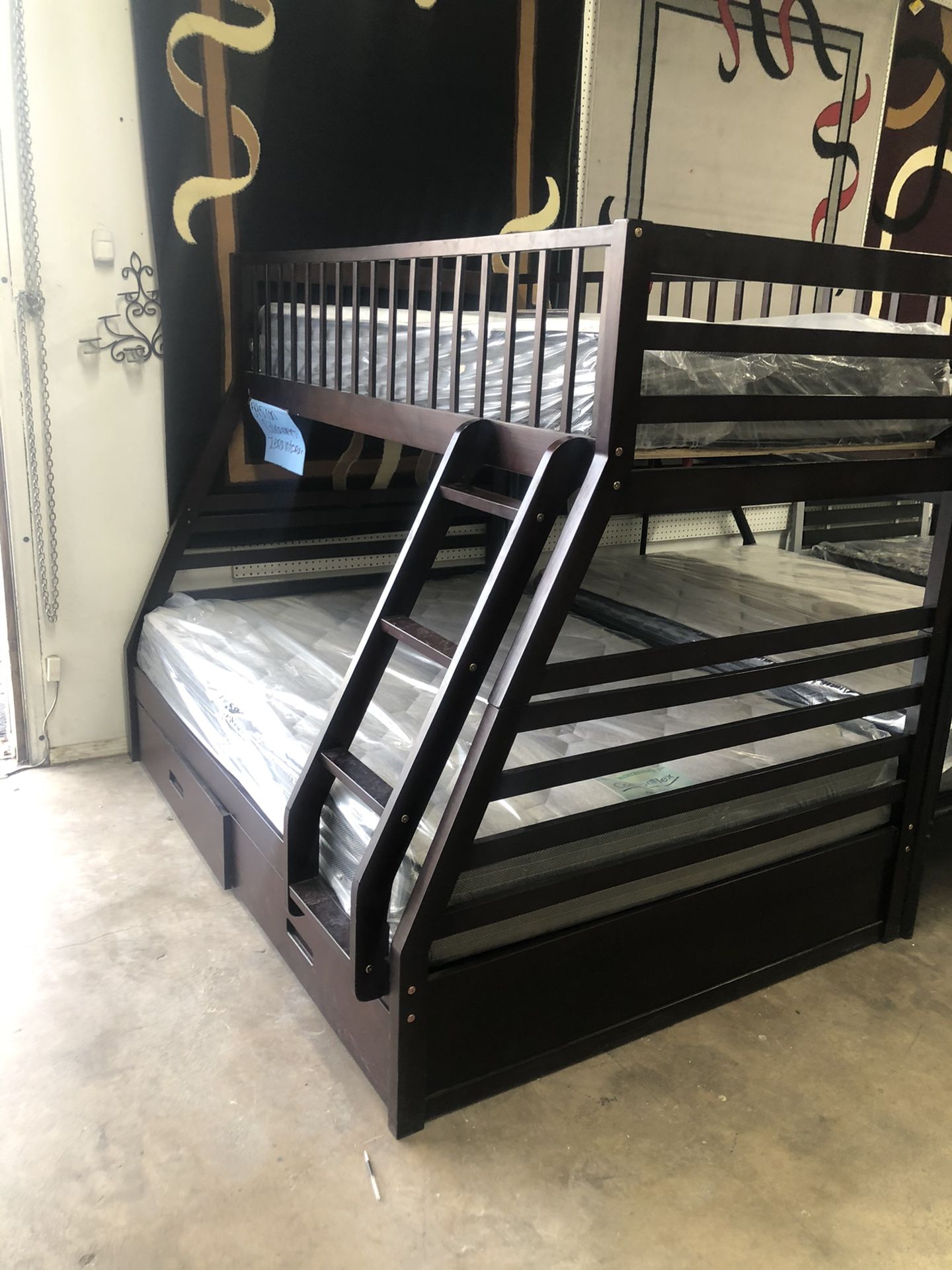 Brand new high end bunk beds with matress and draws only $576