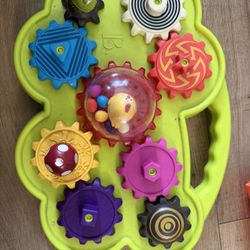 B. toys Musical Animal Shape Sorter - Mooosical Gears - NO ANIMALS - Base Only