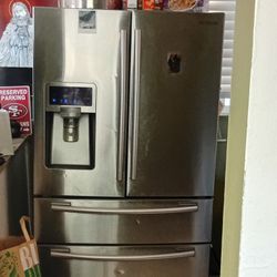 Samsung Refrigerator 