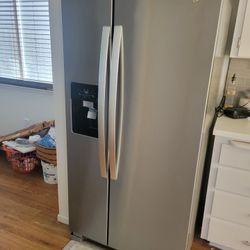 New Whirlpool Refrigerator 