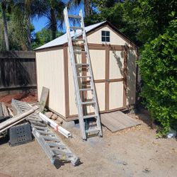 20 foot aluminum Extension ladder  in  good shape.