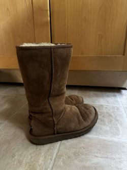Classic Tall Women’s Ugg Boot