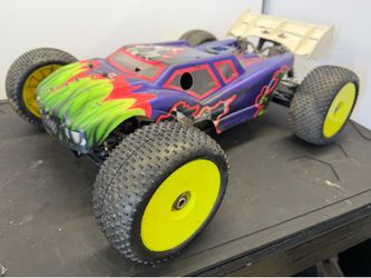 Losi 8ight 2.0 Truggy