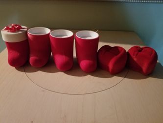 Santa ring display boot and heart didplay