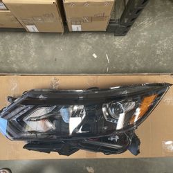 LED Headlight For 2020 2021 2022 Nissan Rogue Sport Driver Passenger 