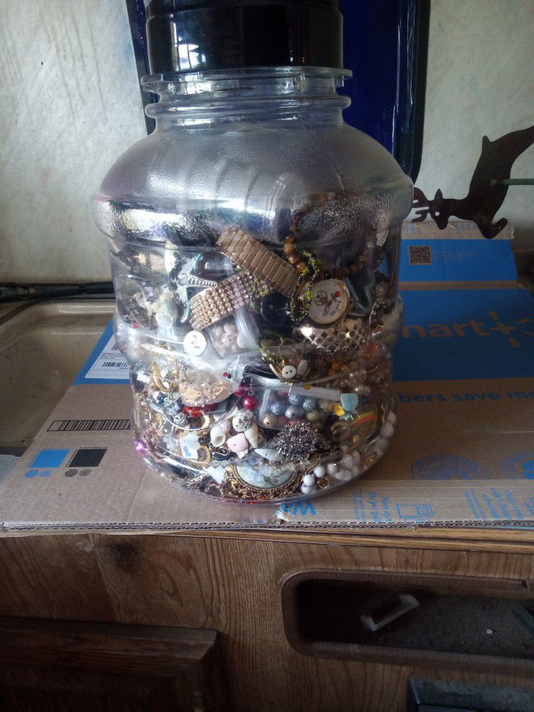 Jug Of Mixed Jewelry/Crafts   Free Shipping