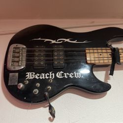 Electric Bass Guitar G&L L-2000 model