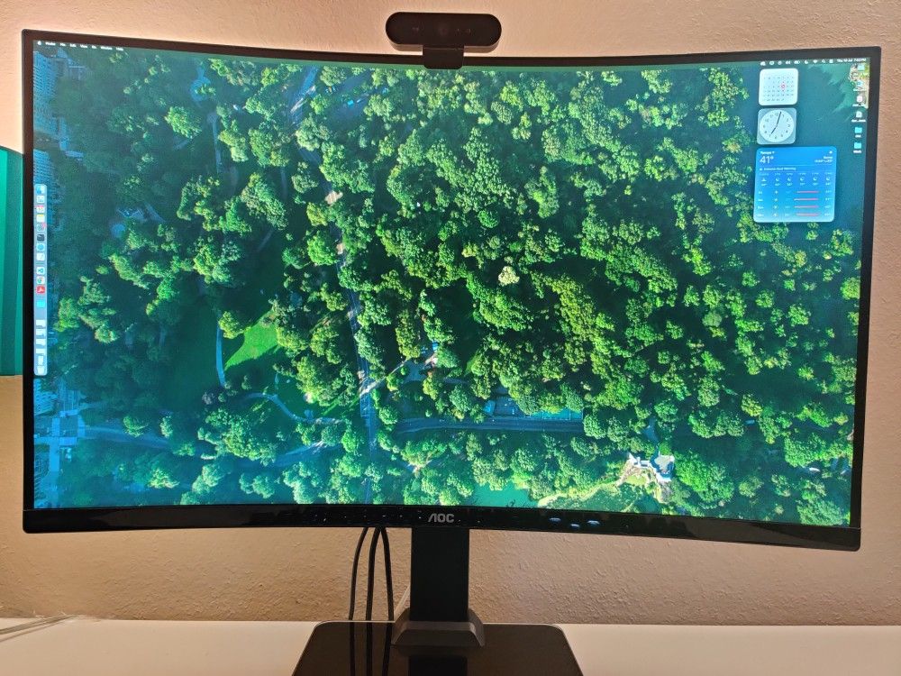4K Curved UHD AOC Monitor CU32V3