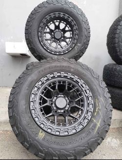 Vendo set de rines 17x9 de ancho de 6-139.7 lugs con llantas 315/70/R17 Goodyear por $930 🚀☎️🇺🇸