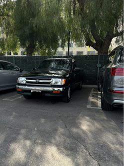 Toyota Tacoma