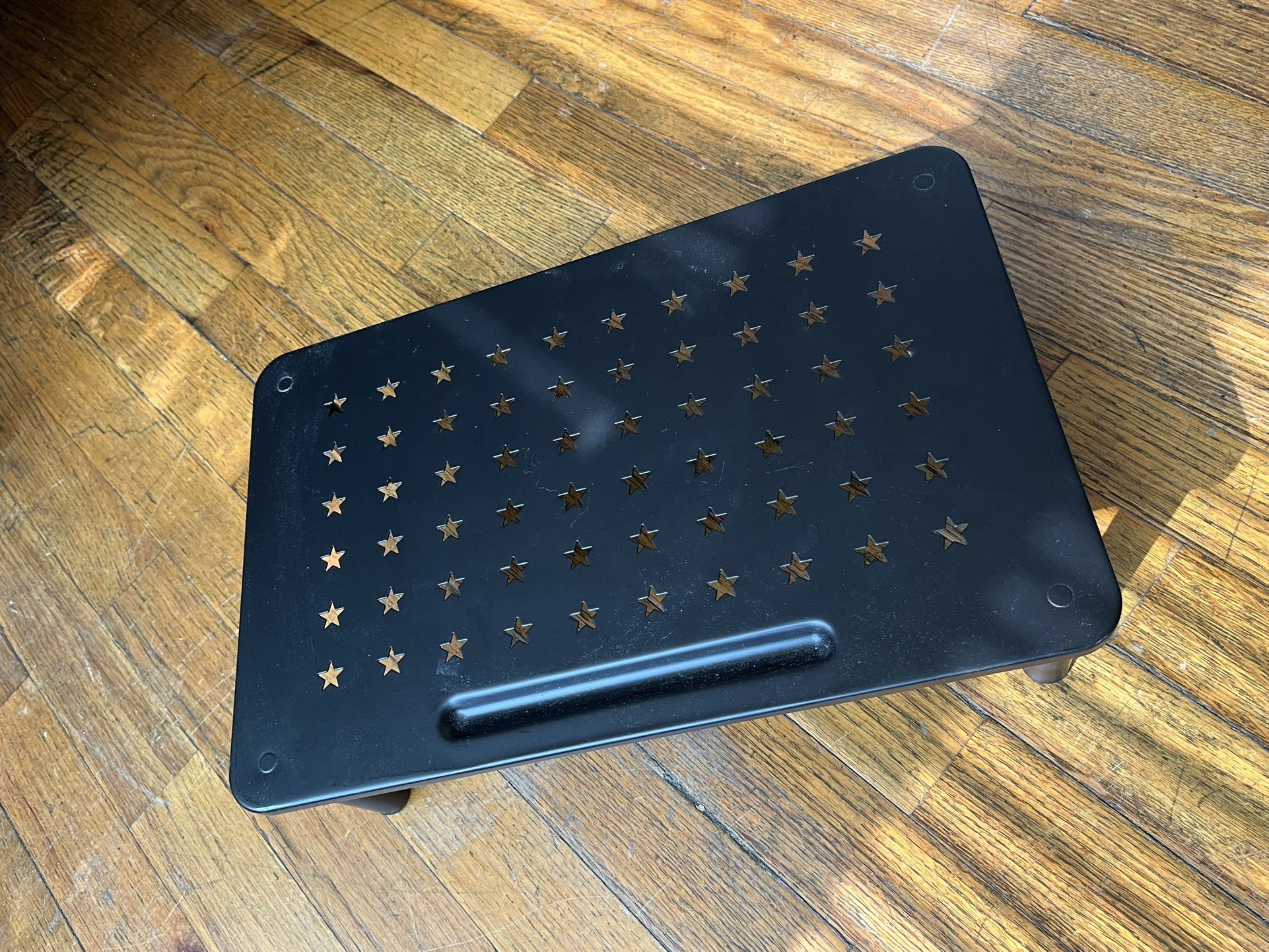 Monitor Stand