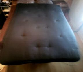 Futon Mattress. Interspring. Queen Size. 60"W×80"L×8"T. Very Good Condition. Can Be Used As a Regular Mattress.