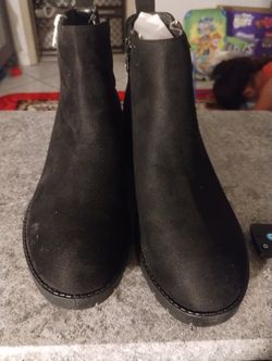 Woman's Boots