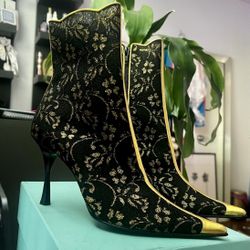 CASADEI BLACK LACE GOLD BOOT MAD