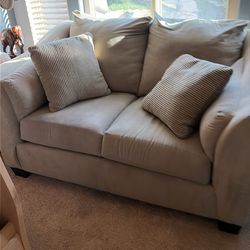 Loveseat Sage Green