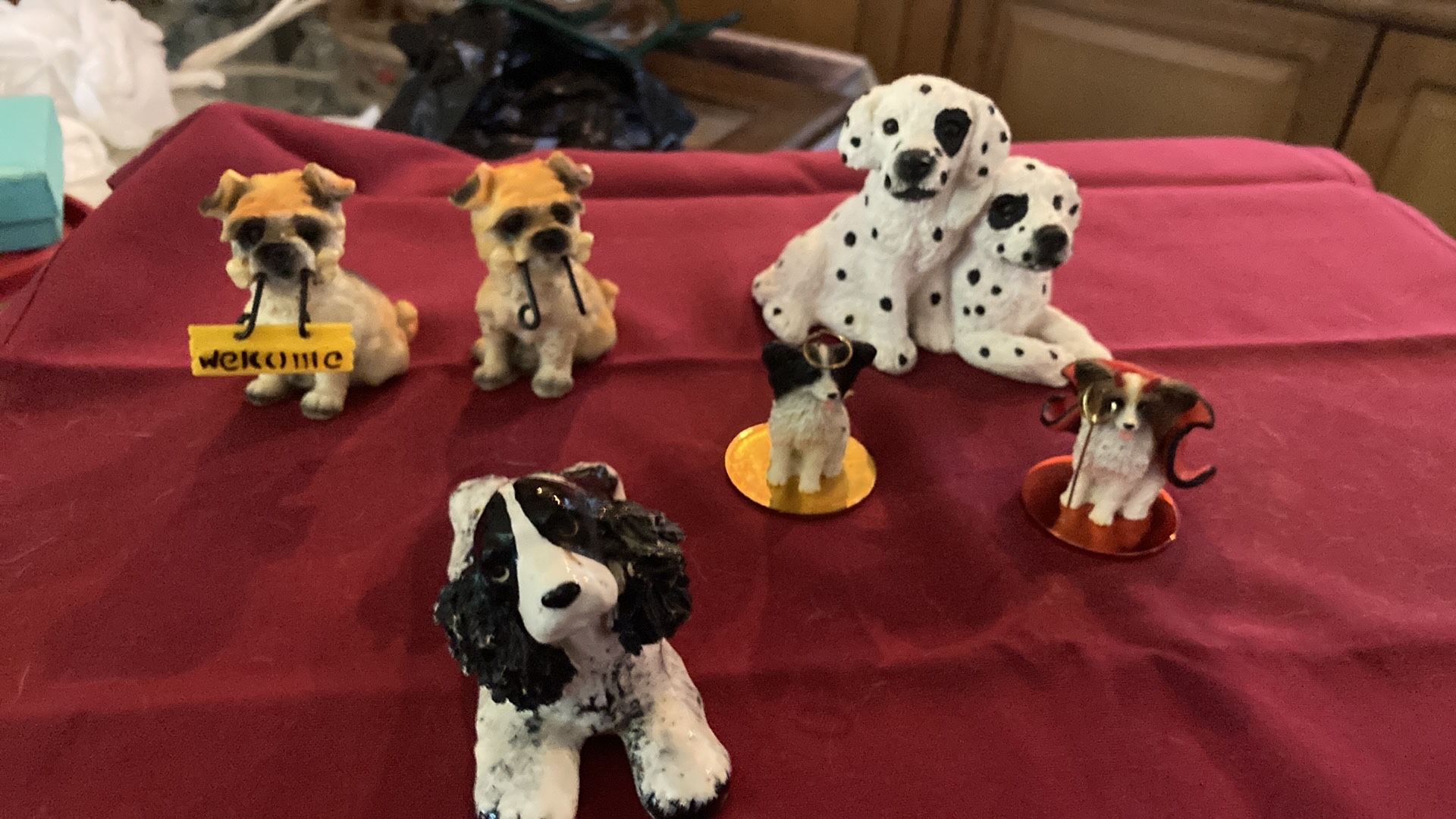 Dog figurines
