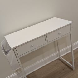 Lufeiya Small White Desk with Drawers - for Bedroom, 32 Inch Home Office Computer Desk Vanity