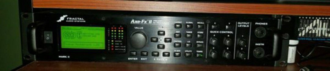 Axe fx mark ll Fractal Audio AXE-FX II Guitar Preamp, Modeler, Effetwocts Processor Super Clean!! With FCB1010 MIDI FOOT CONTROL