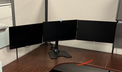 (3) Viewsonic 24” Monitors With triple Monitor Stand