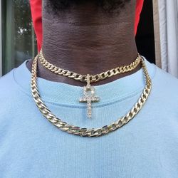 I Deliver I Ship 14k Gold Plated 2 Chains And Pendant