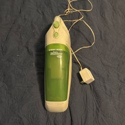 B& D Dust Buster Rechargeable Vac $7
