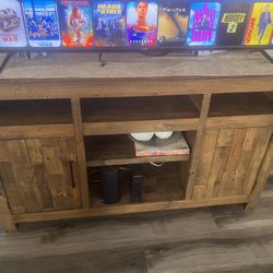 TV Stand 