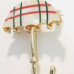 VintageBrooch
