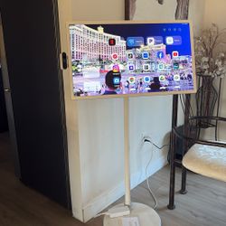 Smart Portable TV / Tablet 