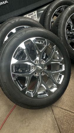 22” SNOWFLAKES RIMS TIRES CHEVY GMC