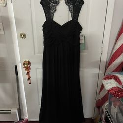 Brand New with Tag - Scarlett Women’s Formal Dress Size 16