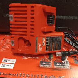 Milwaukee M18 M12 Charger