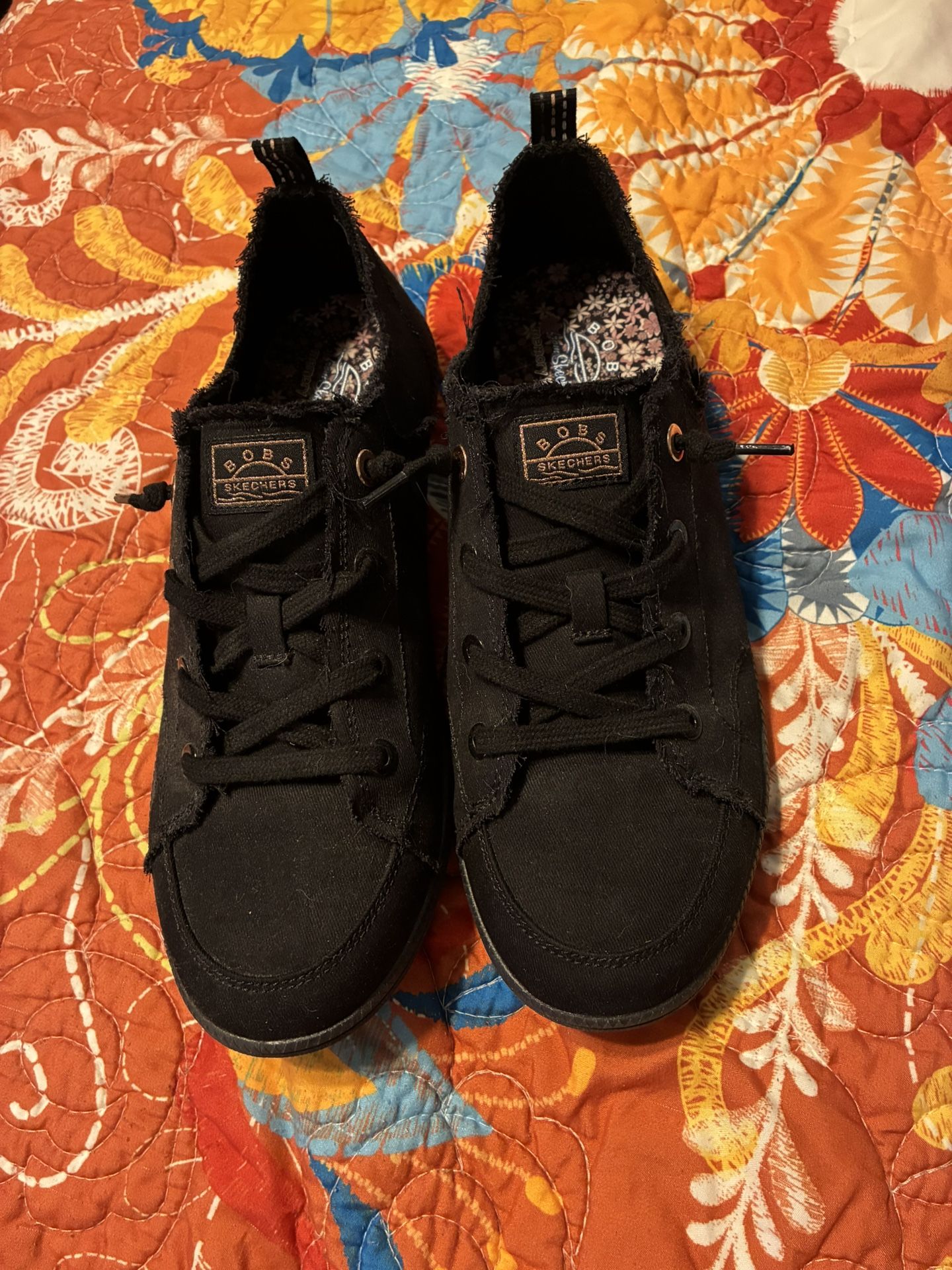 Bobs Sketchers Size 10 Slip On Shoes