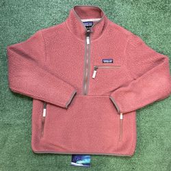 Patagonia pink marsupial fleece pullover