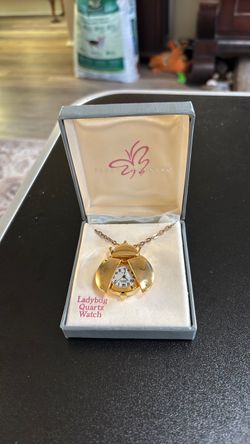Sarah Coventry Ladybug Quartz Watch pendant necklace