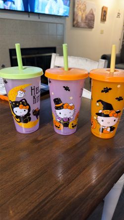 Hello Kitty cups