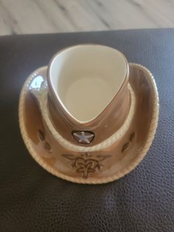 Sonoma "Happy Trails" dip bowl