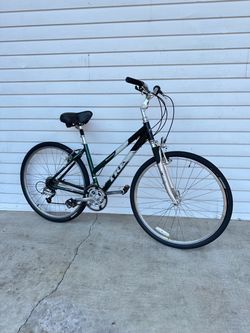 Trek Hybrid Bike