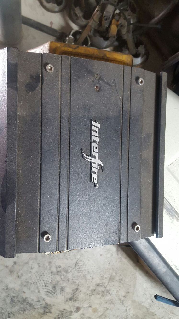 Interfire ib2400 amp