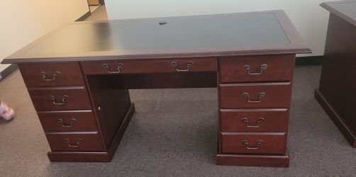 Office Desk