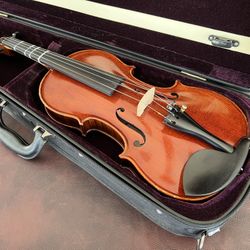 Versilia 4/4 Full Size Violin In Case