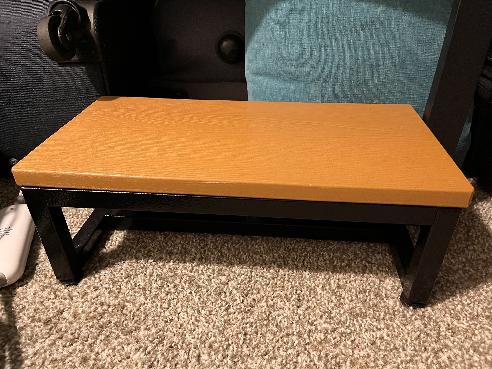 One Step Stool – Adjustable, Non-Slip & Sturdy!