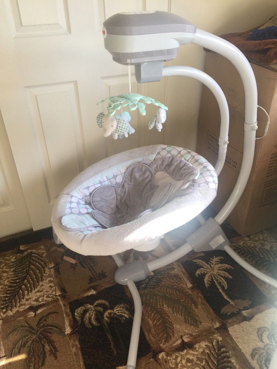 baby swing Fisher price