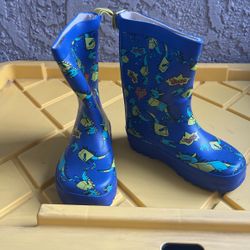 Dinosaur Rain Boots Size 8 