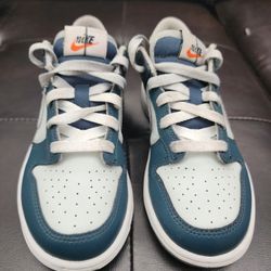 Nike Dunk Low (Size 1y) Excellent Condition