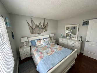 Fully Furnished room for rent
