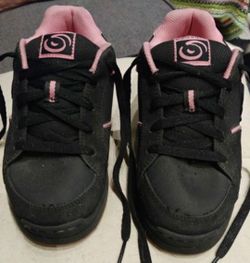 Spinners Athletic Rolling Shoes (with wheels) - Size 3