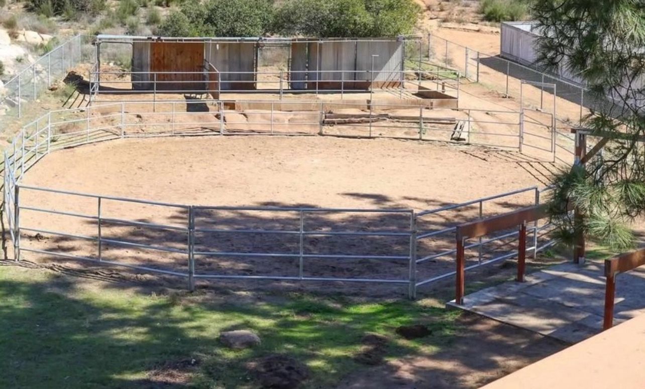 Horse corral