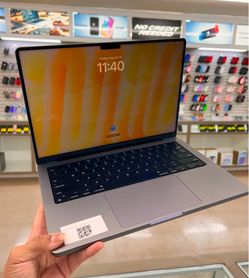MacBook M2 PRO 16ram 512GB